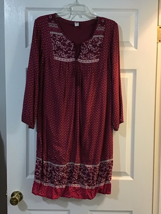 Old Navy Dresses & Skirts - Old Navy Burgundy Boho Floral Print Dress